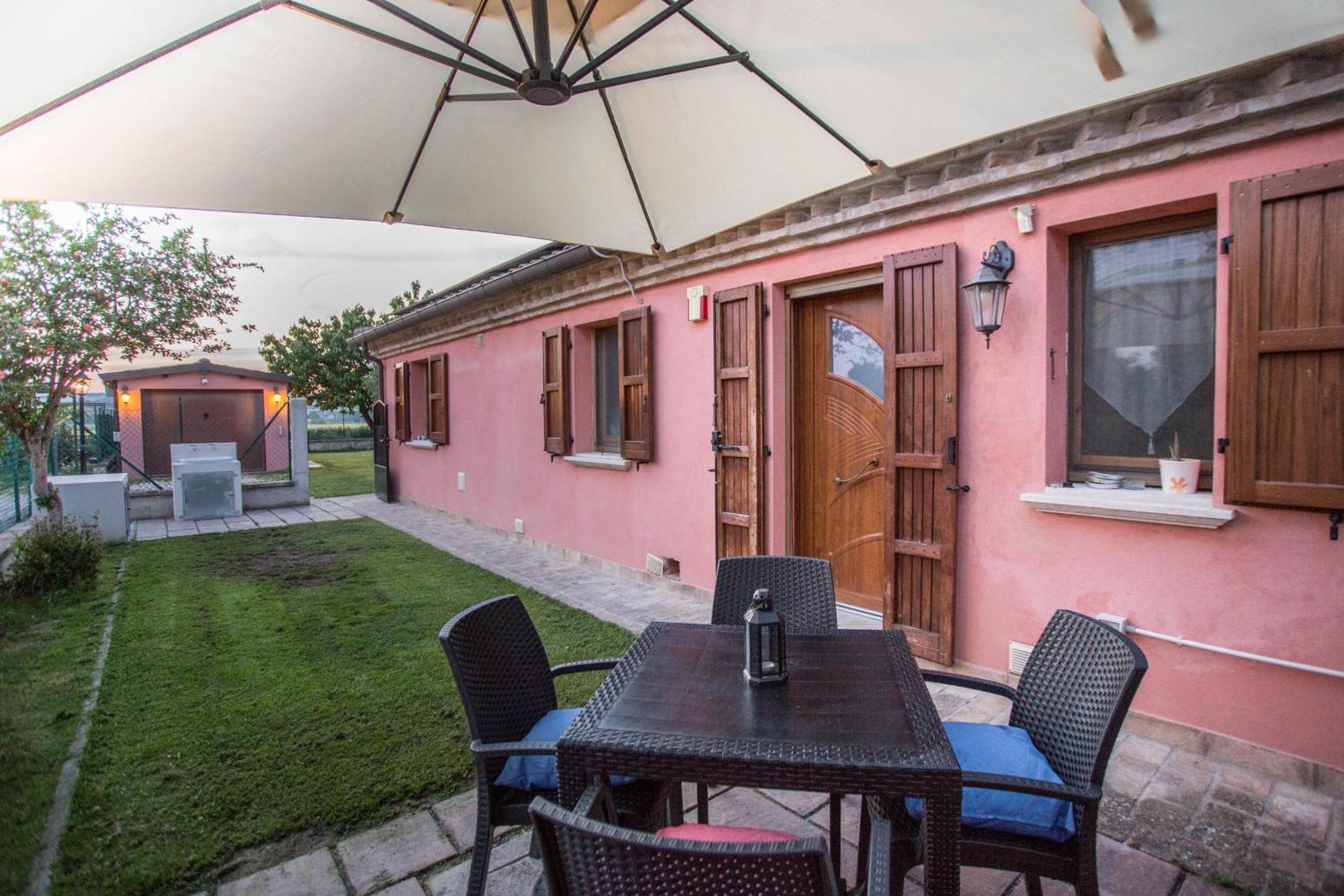 Casa Di Marco E Kaila Tavullia Exterior foto