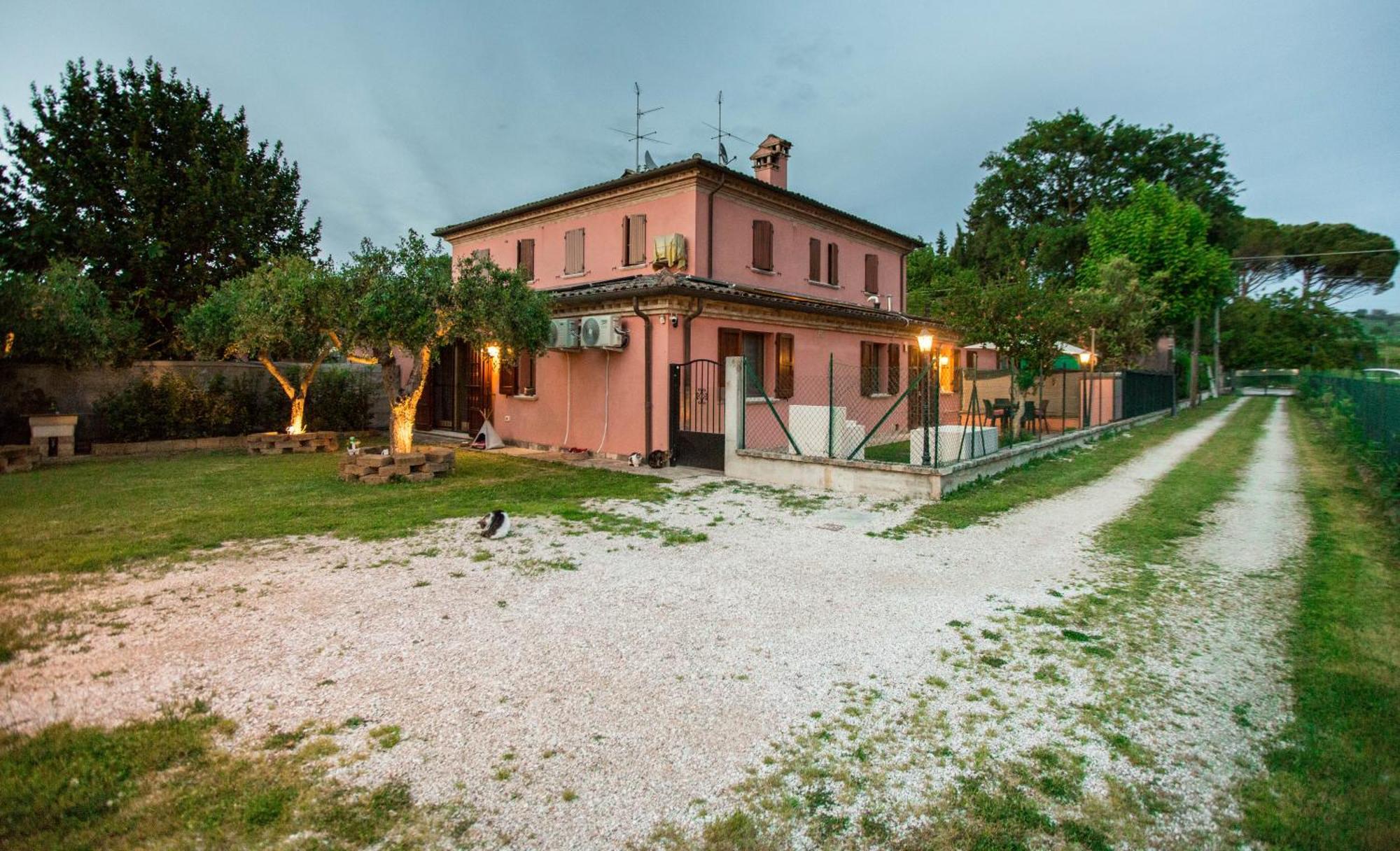 Casa Di Marco E Kaila Tavullia Exterior foto